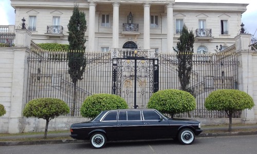 vintage-mansion-los-yoses-COSTA-RICA-LIMOSINA.jpg